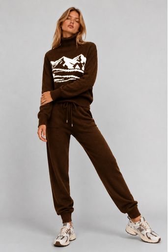 Alpes dark brown 3